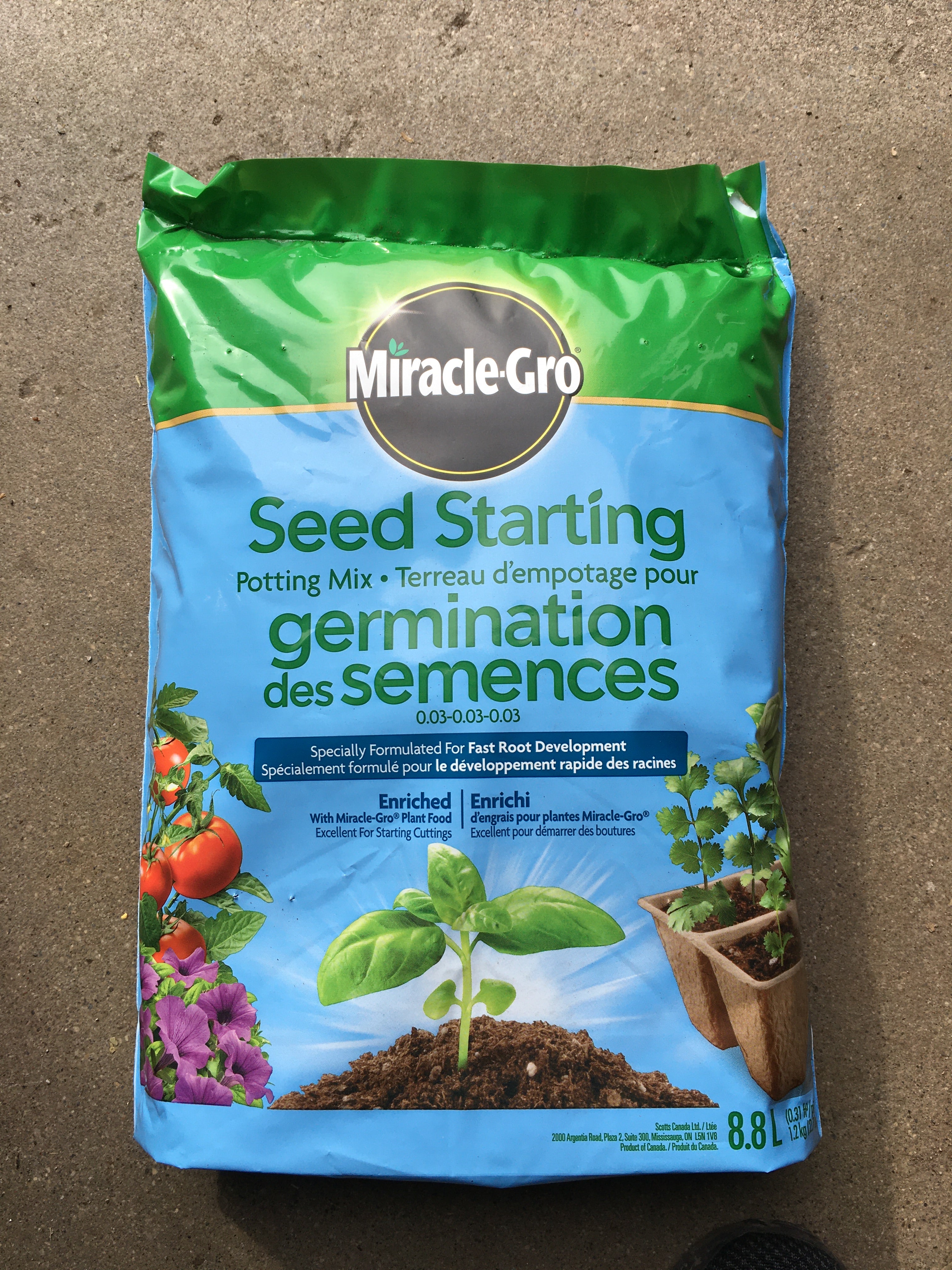 miracle gro seed starter potting mix Miracle Gro Seed Starting Potting Mix (8.8 L) – Wear's Flowers and Garden Centre